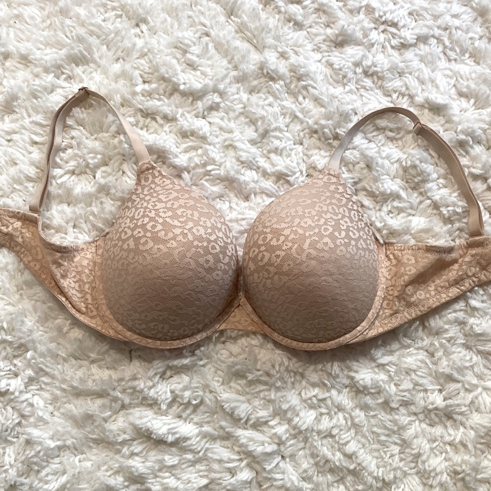 Victoria Secret Tan 36DD Bra